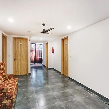 Oyo 81641 Collection O Hotel A1 Residency New Delhi Luaran gambar