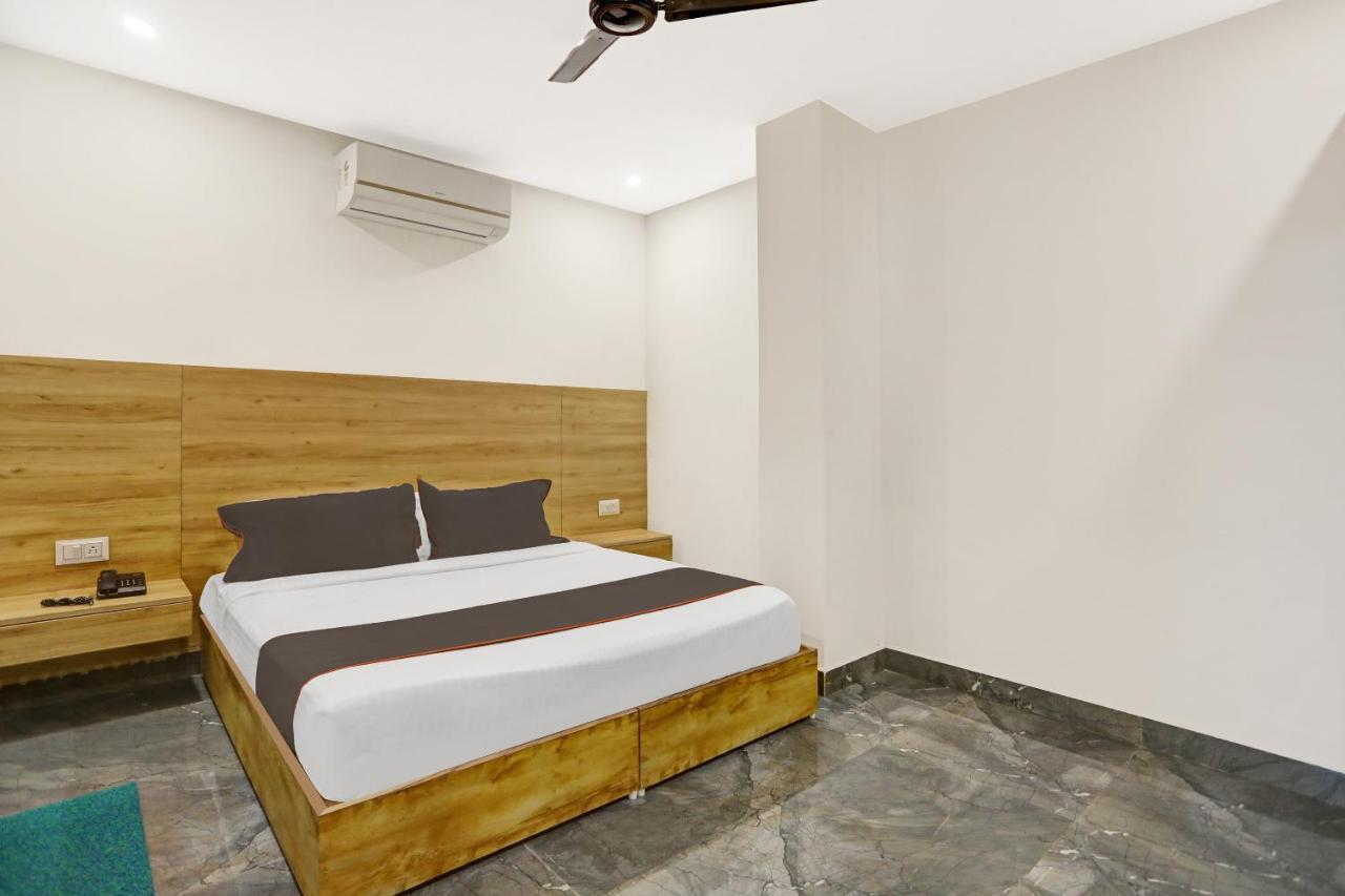 Oyo 81641 Collection O Hotel A1 Residency New Delhi Luaran gambar